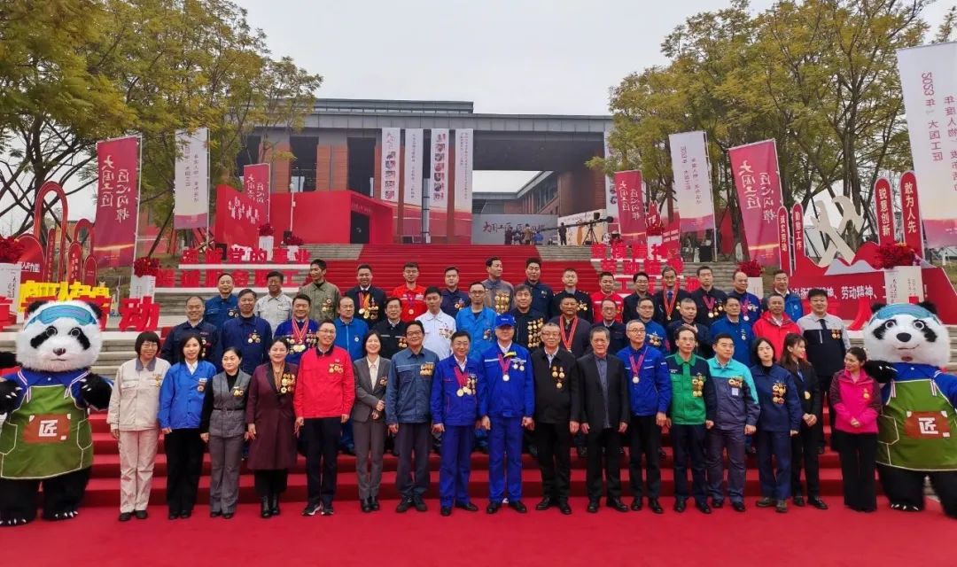 369EBB7A028E49E9635A316E741_27956BD9_25A8E.jpg?e=